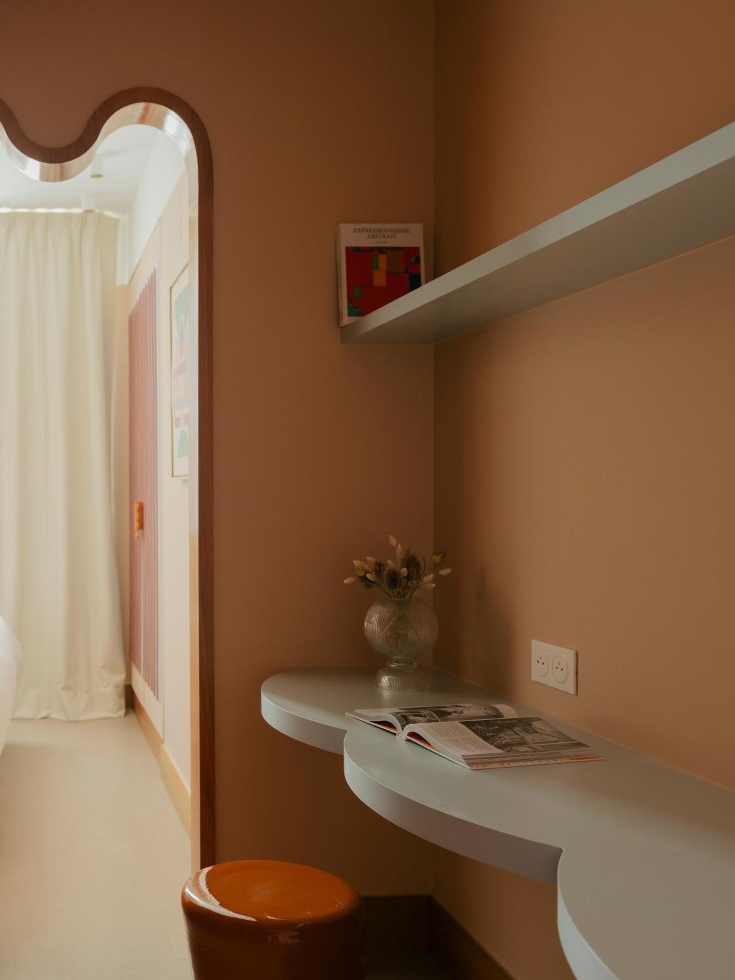 Edgar - Rue D'antibes Cannes